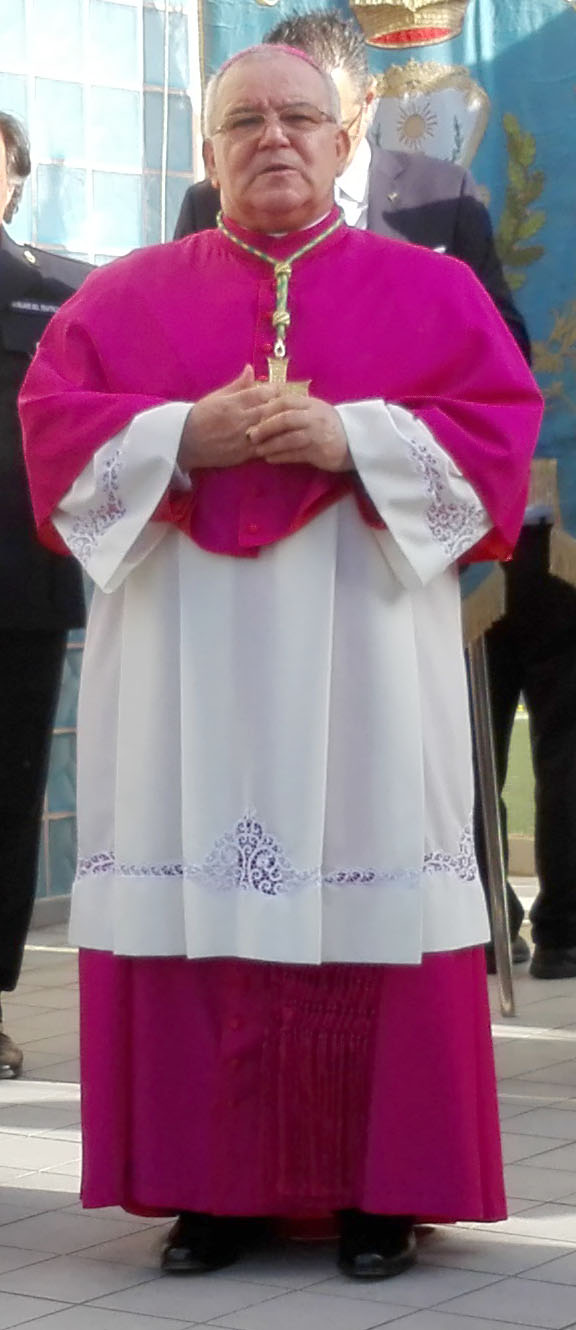 Mons. Vincenzo carmine Orofino, vescovo della diocesi di Tursi-Lagonegro