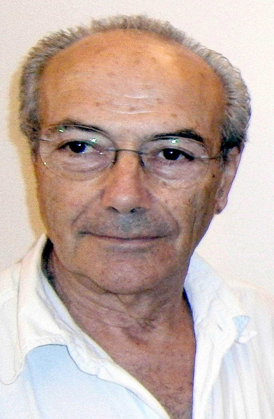 Antonio Signorella, medico-pediatra, poeta e pittore